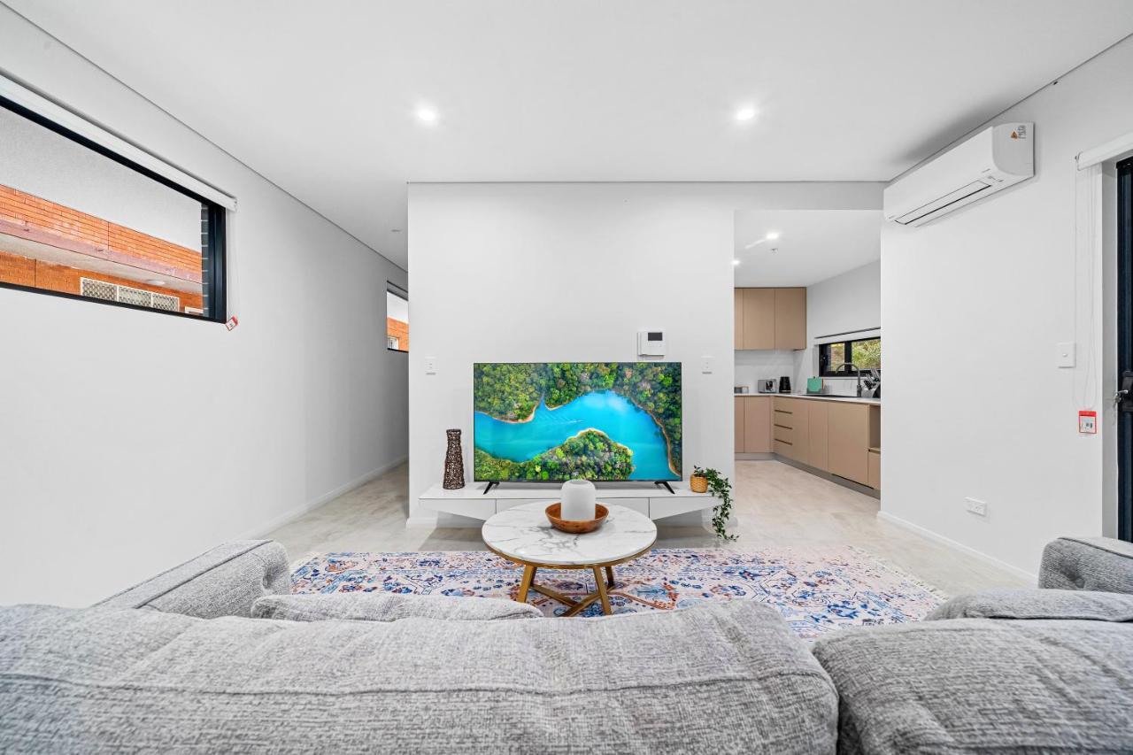 Urban Oasis In Heart Of Homebush Sídney Exterior foto